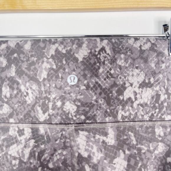Lululemon Women 6 Align High Rise Pant 25" Legging Hideaway Camo Lunar Rock Gray - Picture 7 of 12
